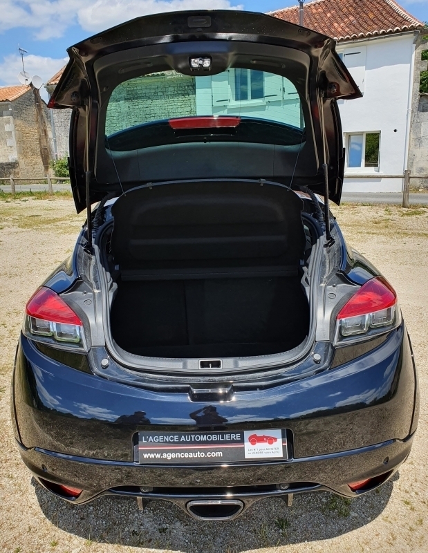 Renault Megane — 6
